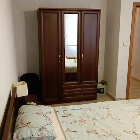 Vakantiehuis приятна къща за почивка караколев 1 *