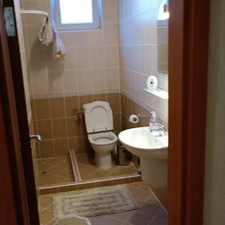 приятна къща за почивка караколев 1 Obrocsiste