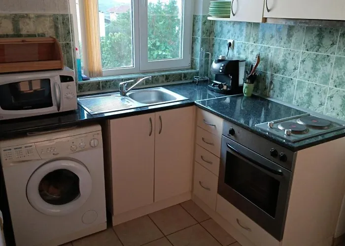 приятна къща за почивка караколев 1 Casa vacanze *