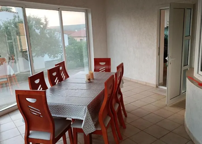 Casa vacanze приятна къща за почивка караколев 1 Obrochishte