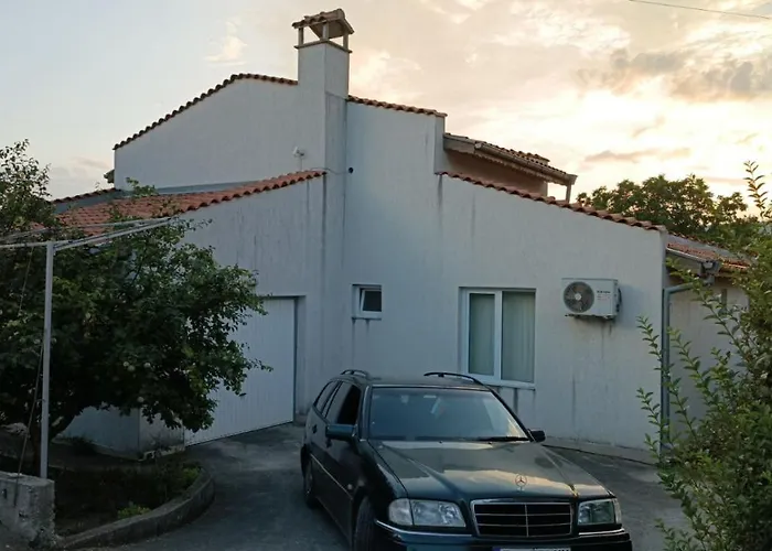 приятна къща за почивка караколев 1 Casa vacanze Obrochishte